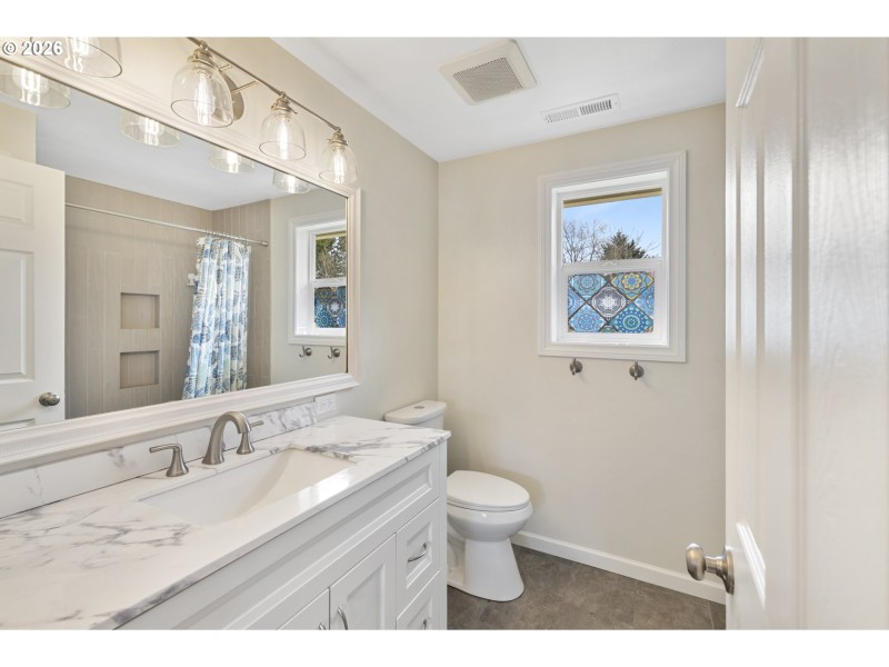 Owner's Suite Bathroom