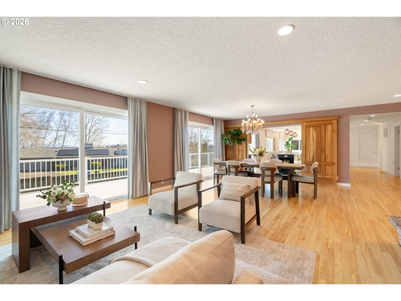 Living Room/Dining Room