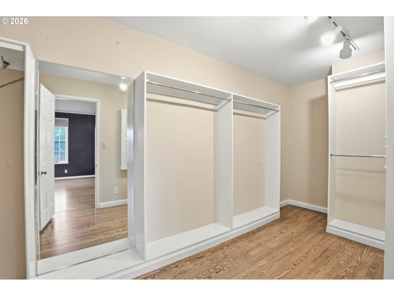 Bedroom, Owner's Suite