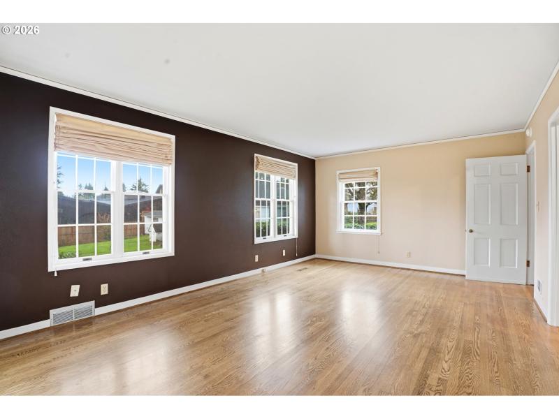 Bedroom, Owner's Suite