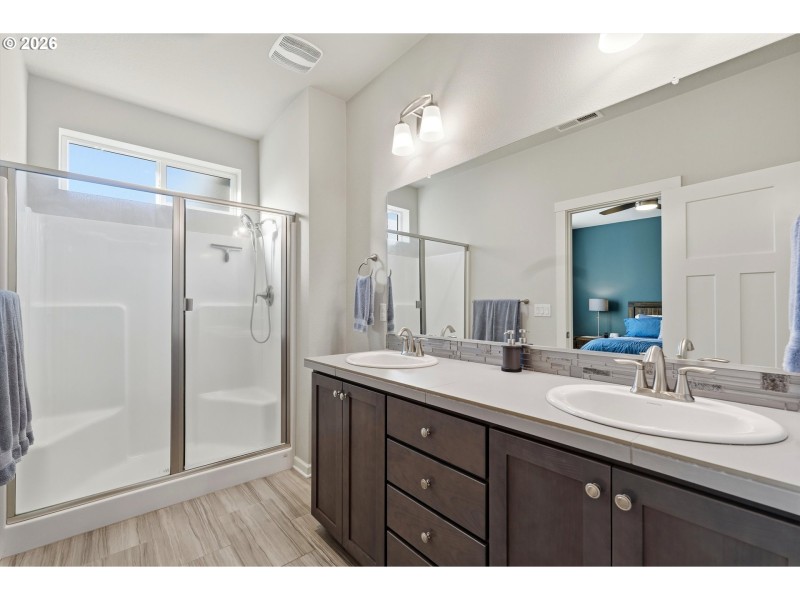 Owner's Suite Bathroom