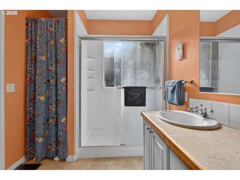 Bedroom, Owner's Suite