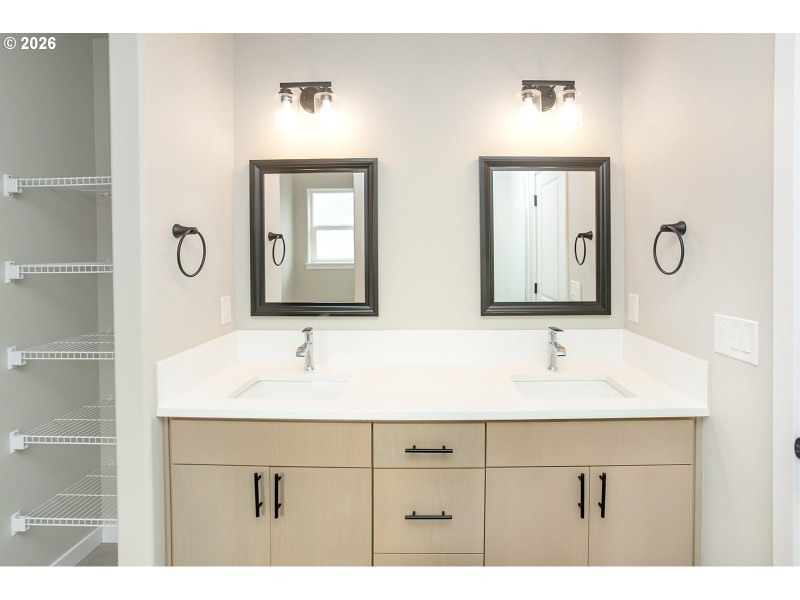 Owner's Suite Bathroom