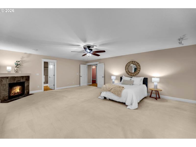 Bedroom, Owner's Suite