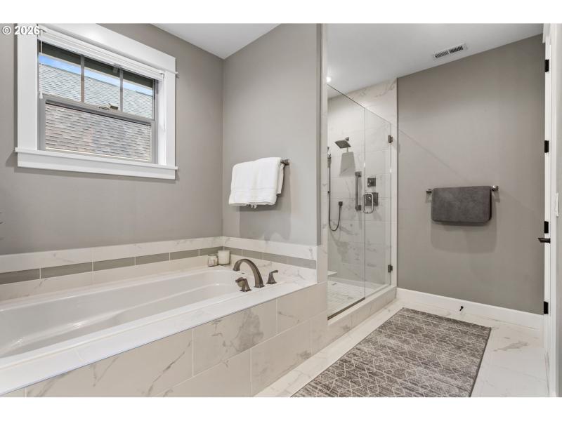 Owner's Suite Bathroom