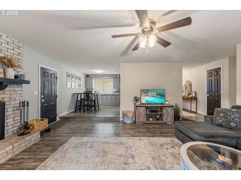 Living Room/Dining Room