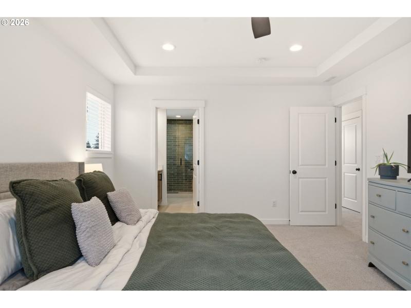 Bedroom, Owner's Suite