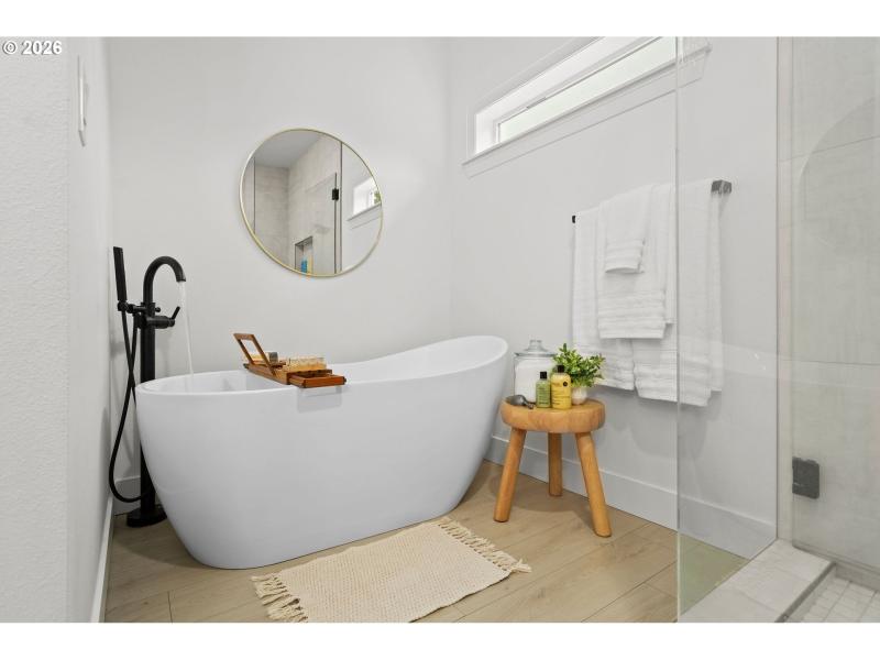 Owner's Suite Bathroom