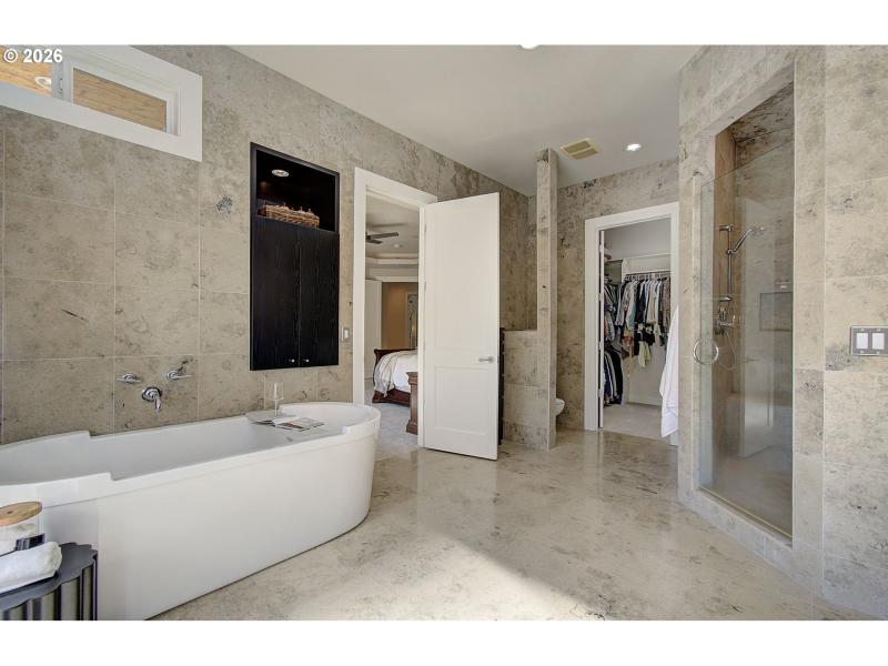 Owner's Suite Bathroom