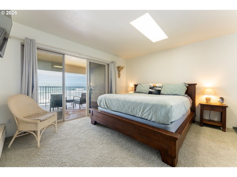 Bedroom, Owner's Suite