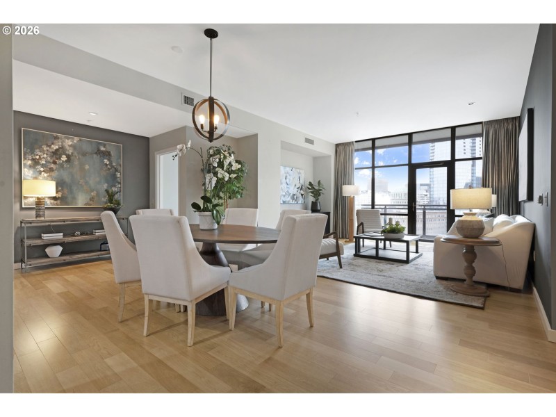 Living Room/Dining Room