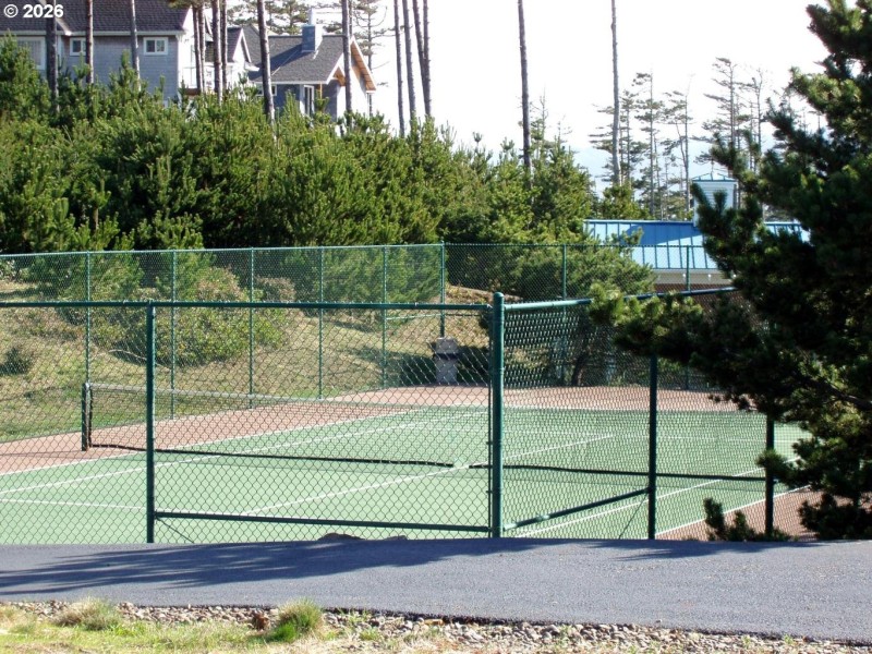 Community Tennis