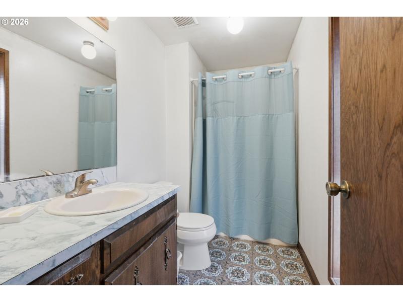 Owner's Suite Bathroom
