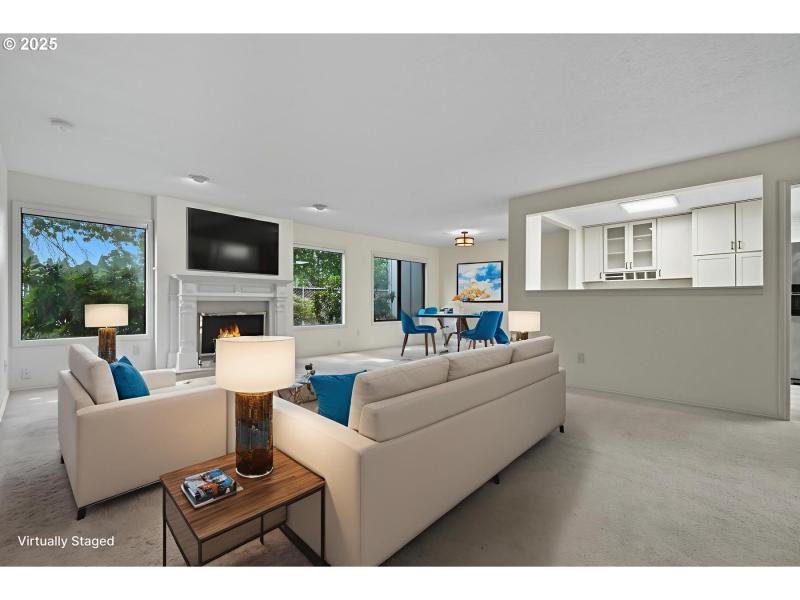 Living Room/Dining Room