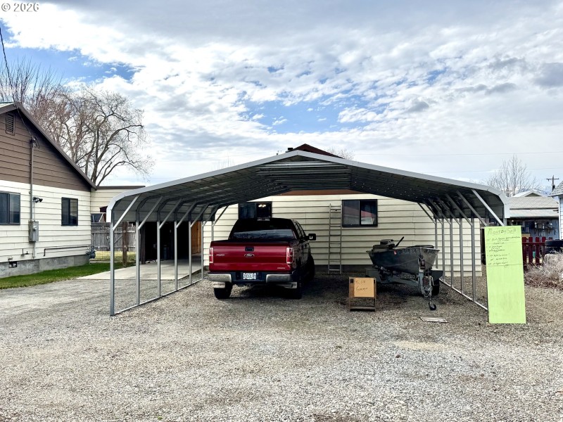 Carport