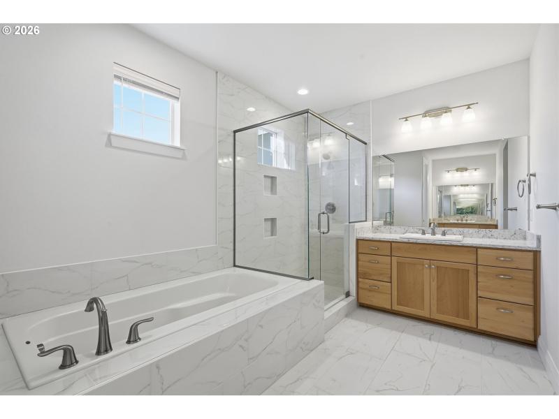 Owner's Suite Bathroom