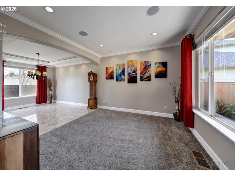 Living Room/Dining Room