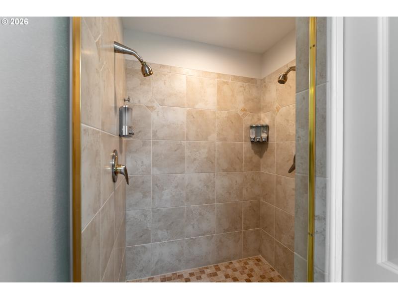 Owner's Suite Bathroom