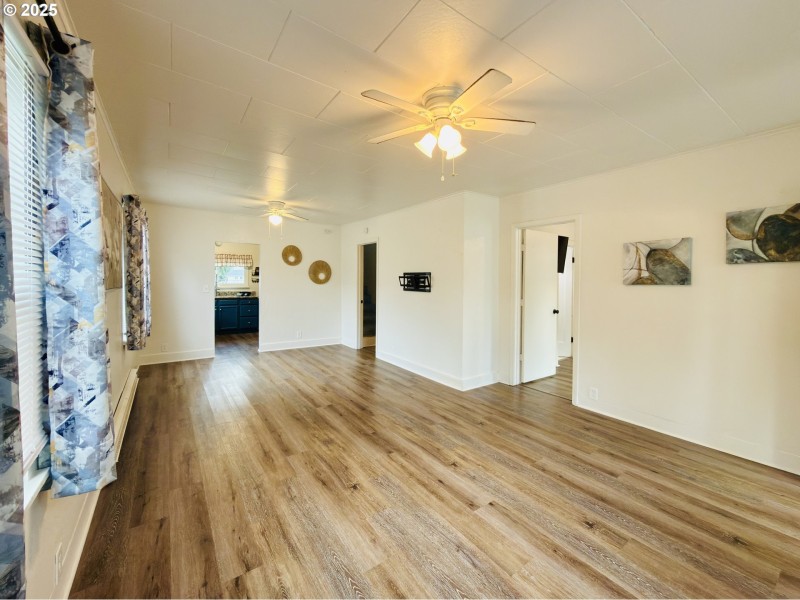 Living Room/Dining Room