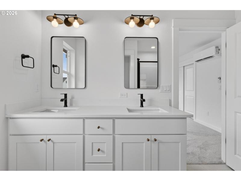 Owner's Suite Bathroom