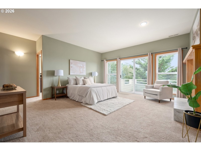 Bedroom, Owner's Suite