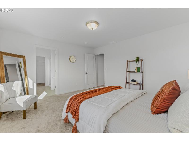 Bedroom, Owner's Suite