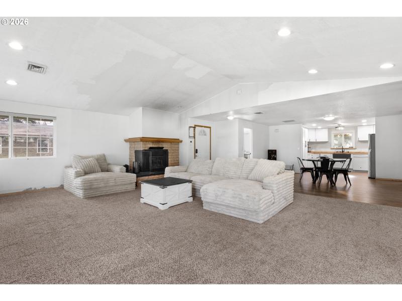 Living Room/Dining Room