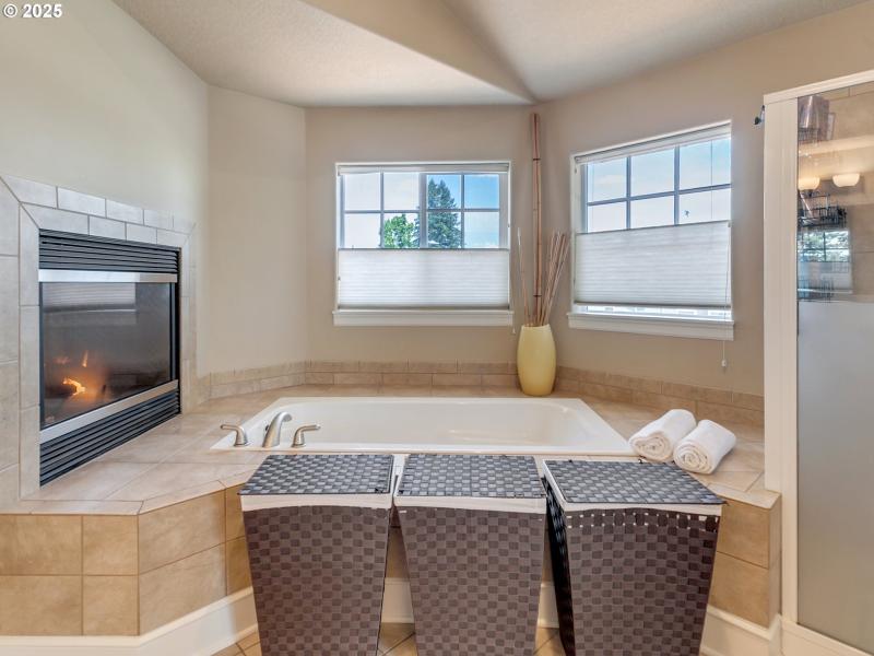 Owner's Suite Bathroom