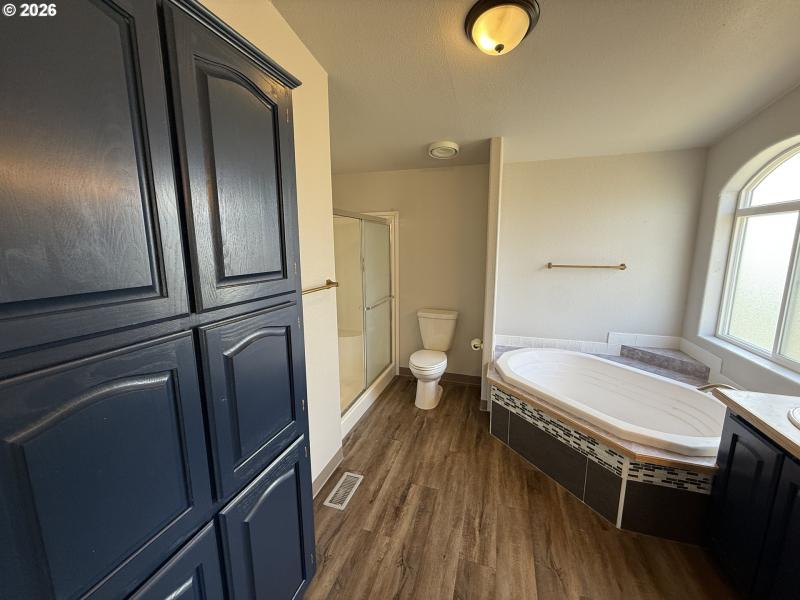 Owner's Suite Bathroom