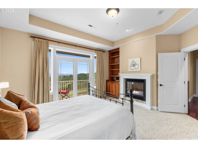 Bedroom, Owner's Suite