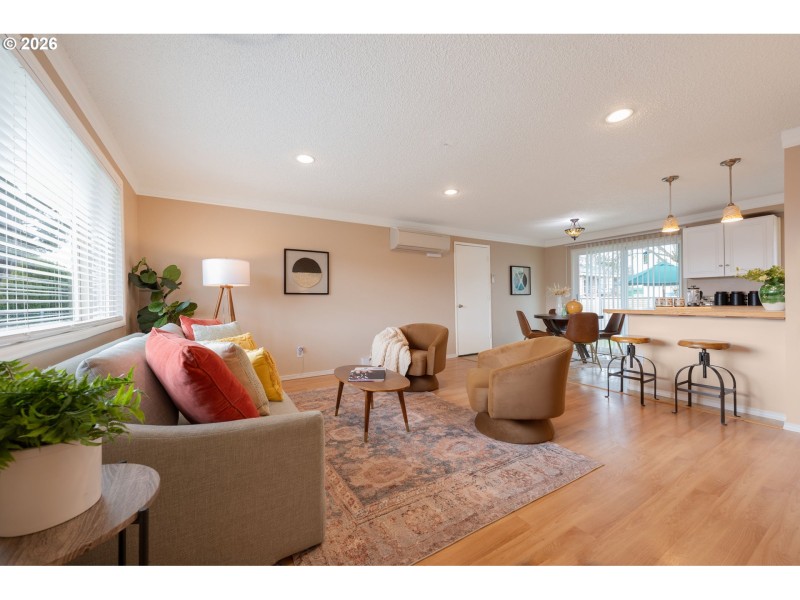 Living Room/Dining Room