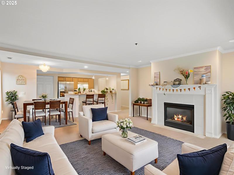 Living Room/Dining Room