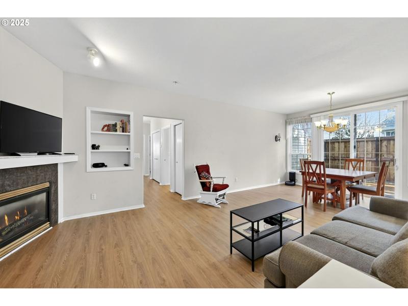 Living Room/Dining Room