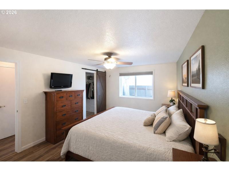 Bedroom, Owner's Suite