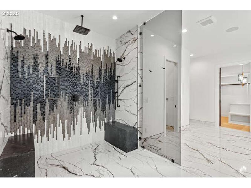 Owner's Suite Bathroom