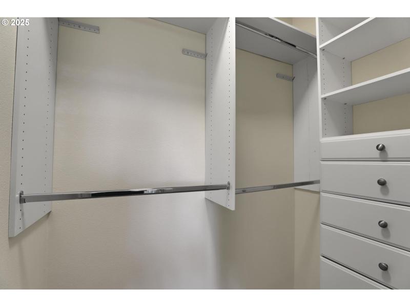 Bedroom, Owner's Suite