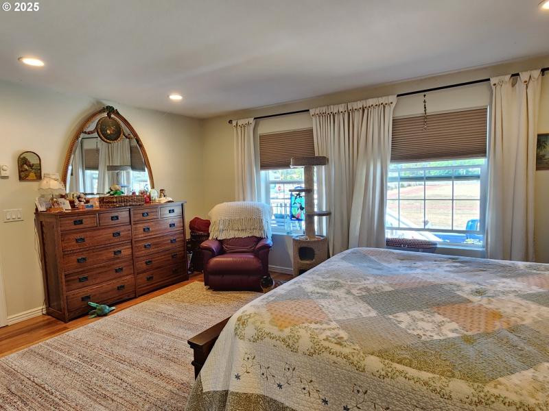 Bedroom, Owner's Suite