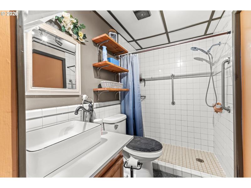 Attached Bathroom #2