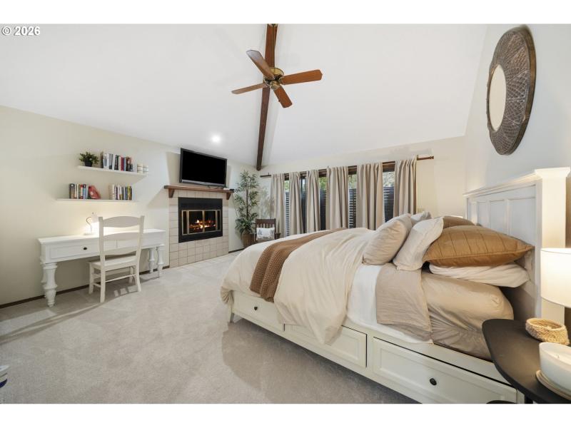 Bedroom, Owner's Suite