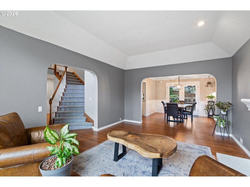 Living Room/Dining Room