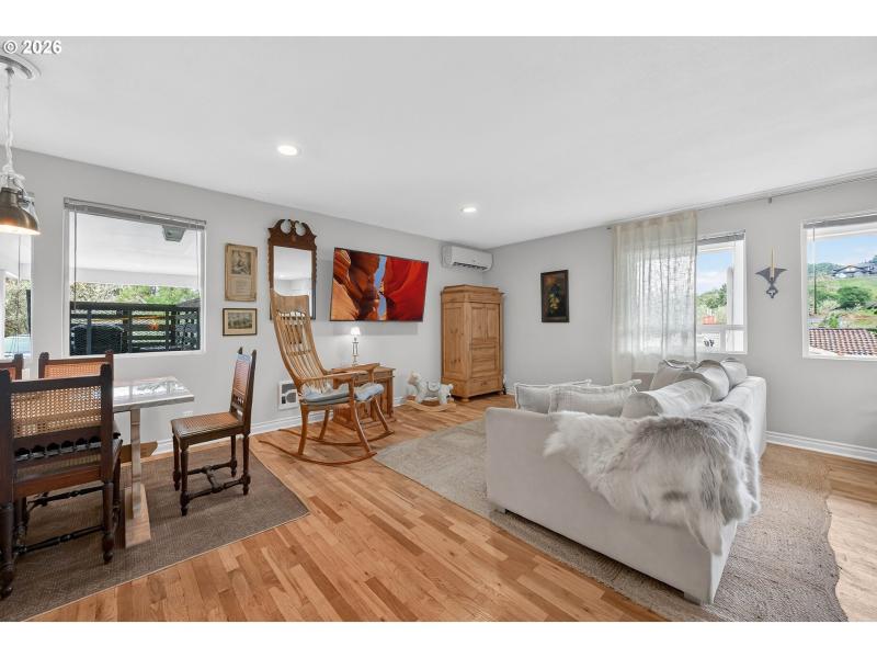 Living Room/Dining Room