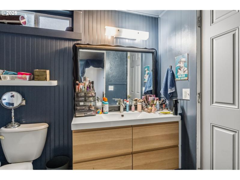 Owner's Suite Bathroom