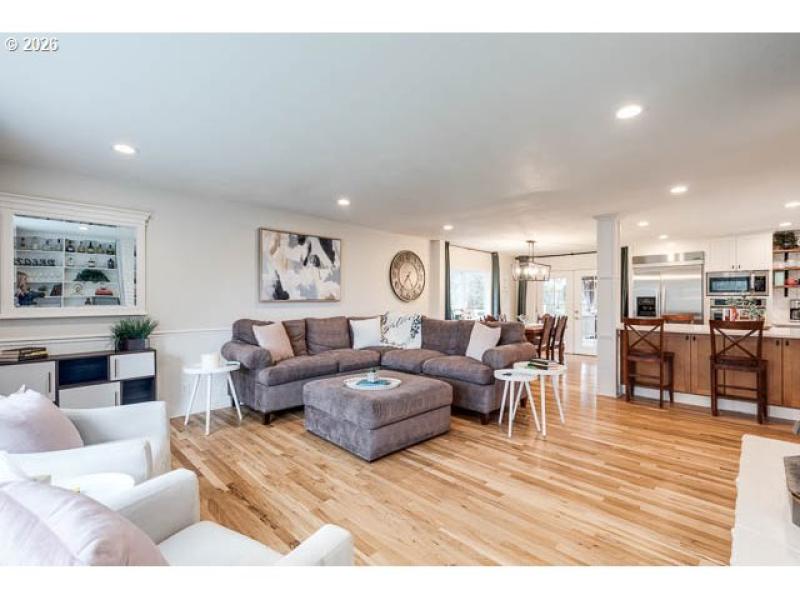 Living Room/Dining Room