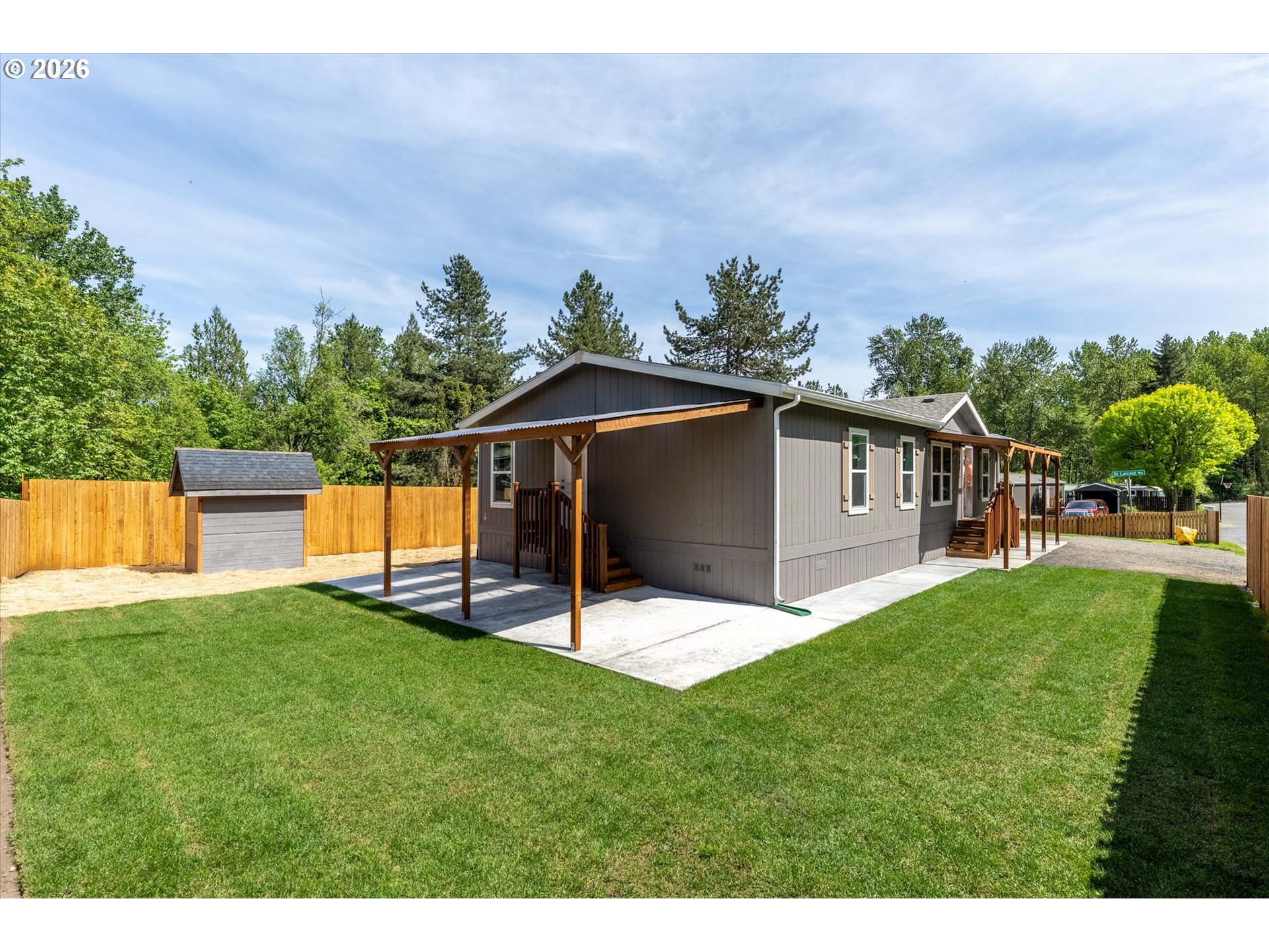 101 SIR LANCELOT DR, CastleRock, WA 98611