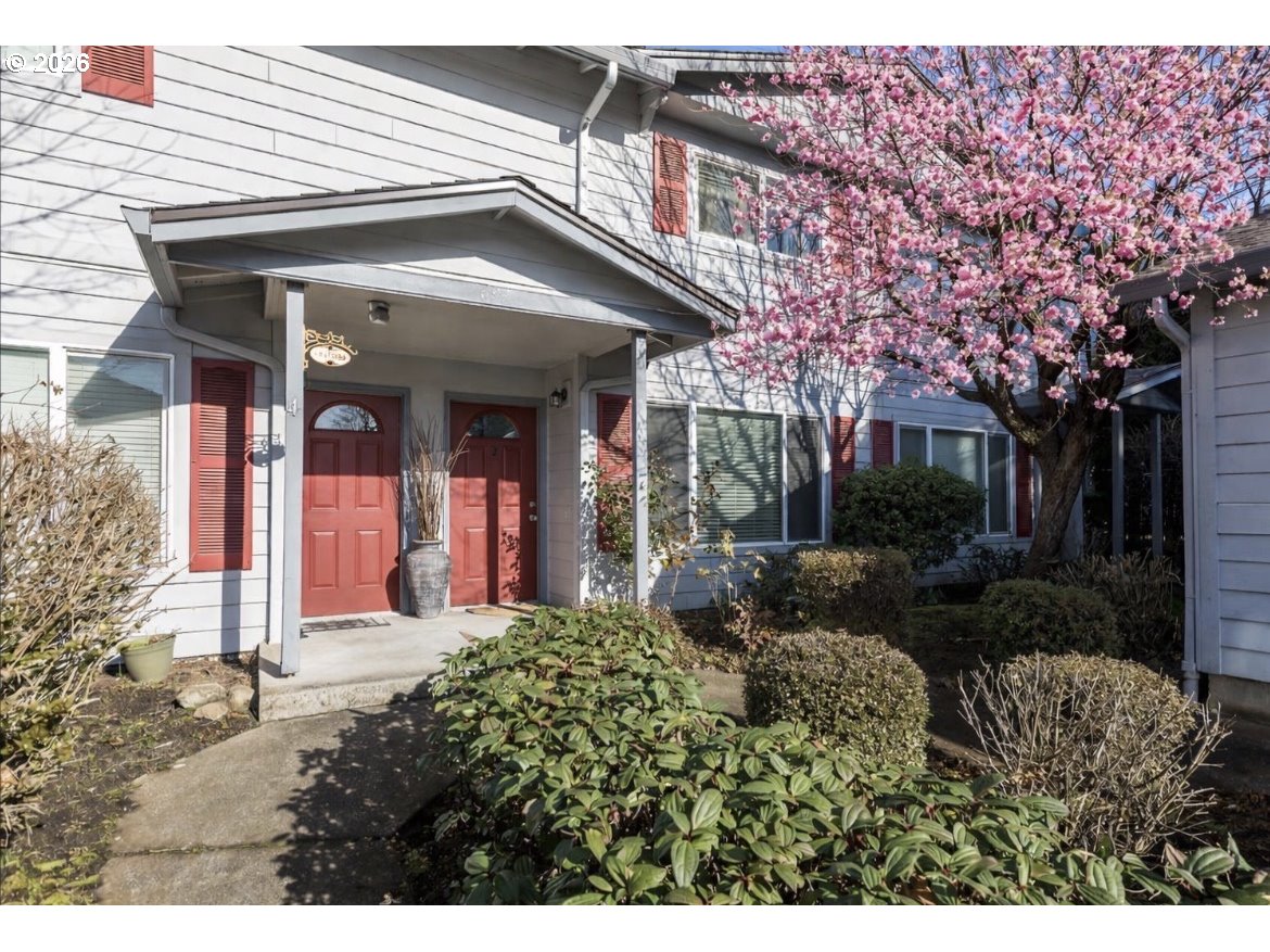 697 32ND ST, Washougal, WA 98671