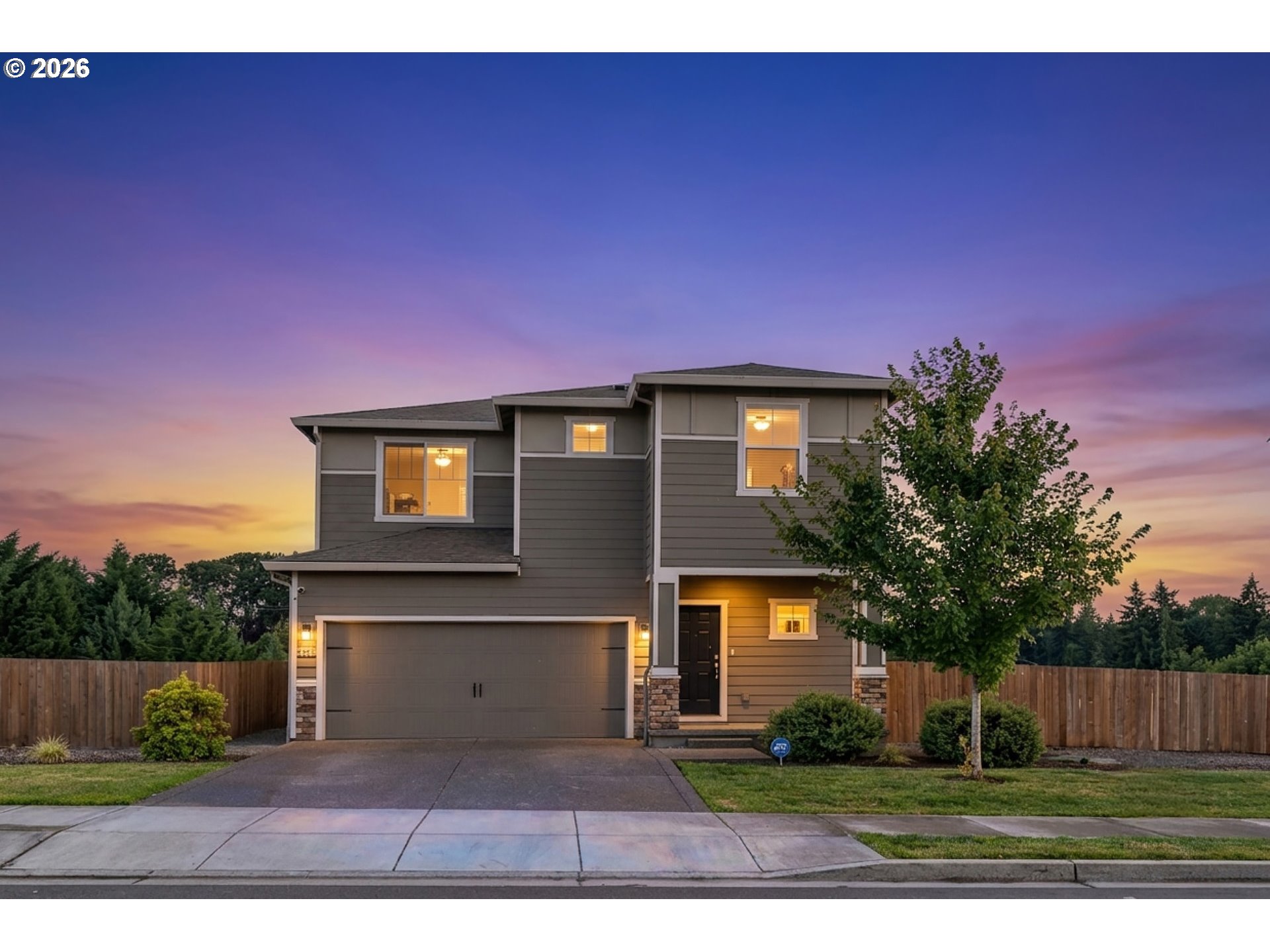 1724 12TH ST, LaCenter, WA 98629