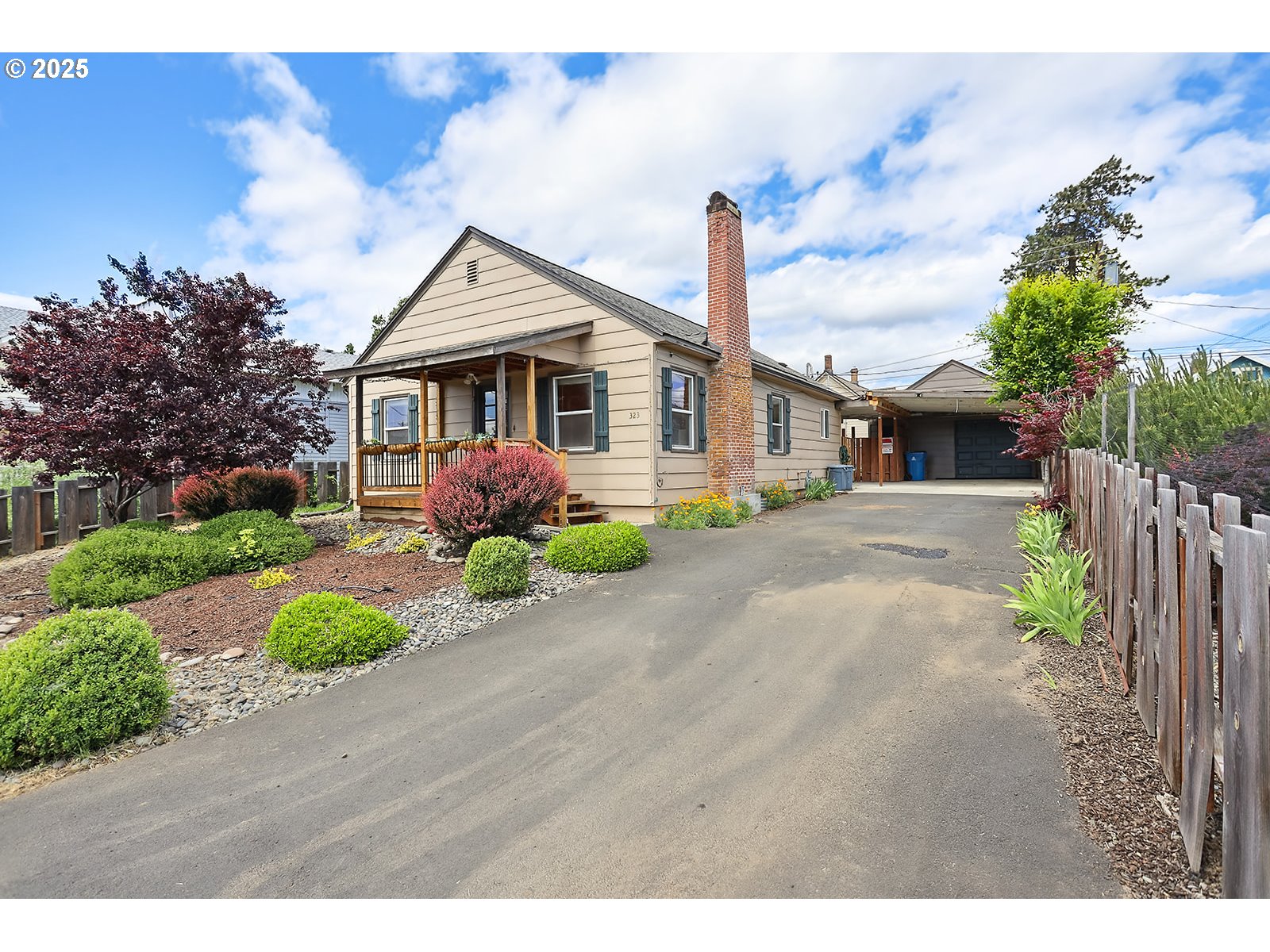 323 BROADWAY ST, Goldendale, WA 98620