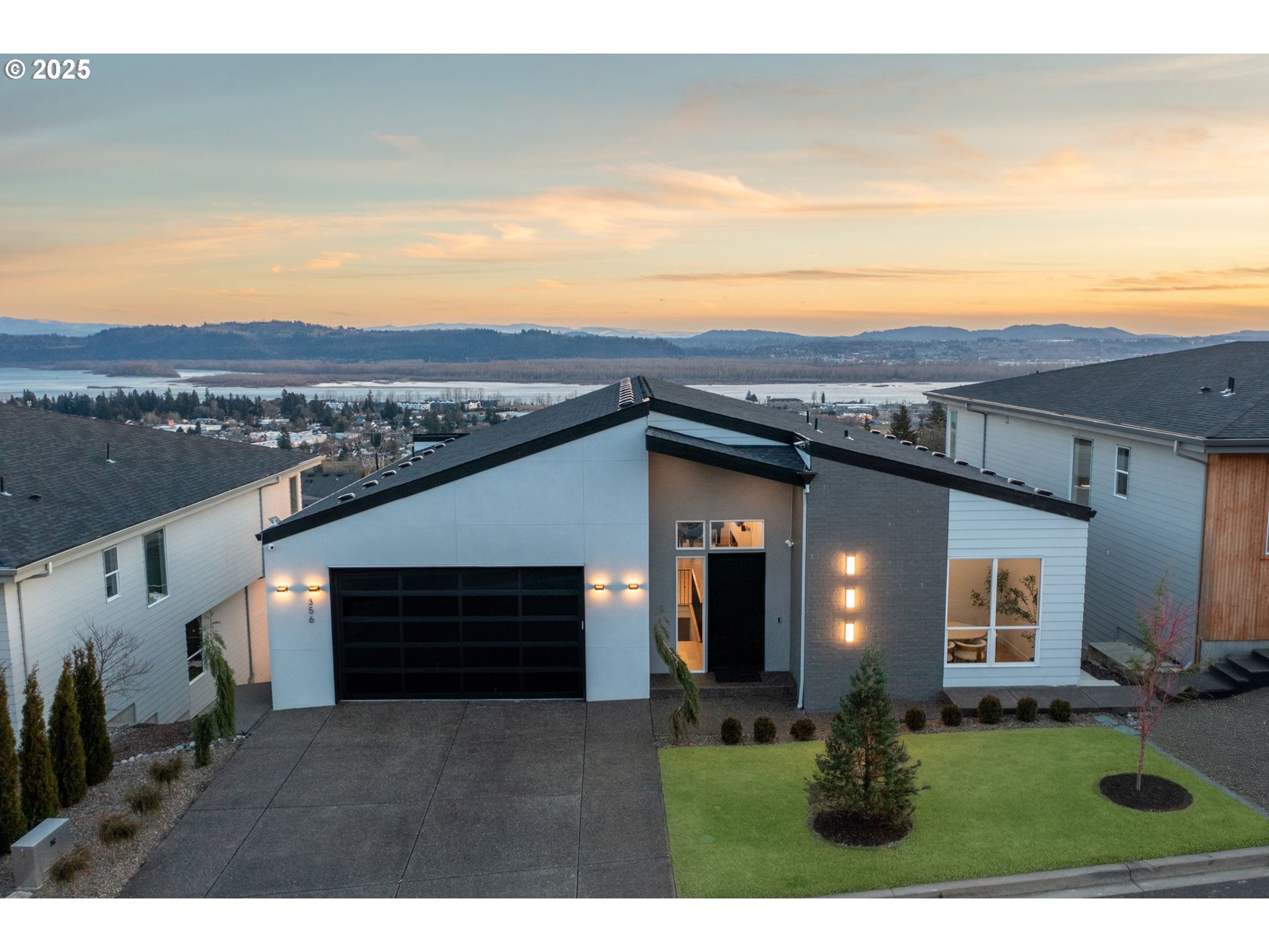 356 W ST, Washougal, WA 98671