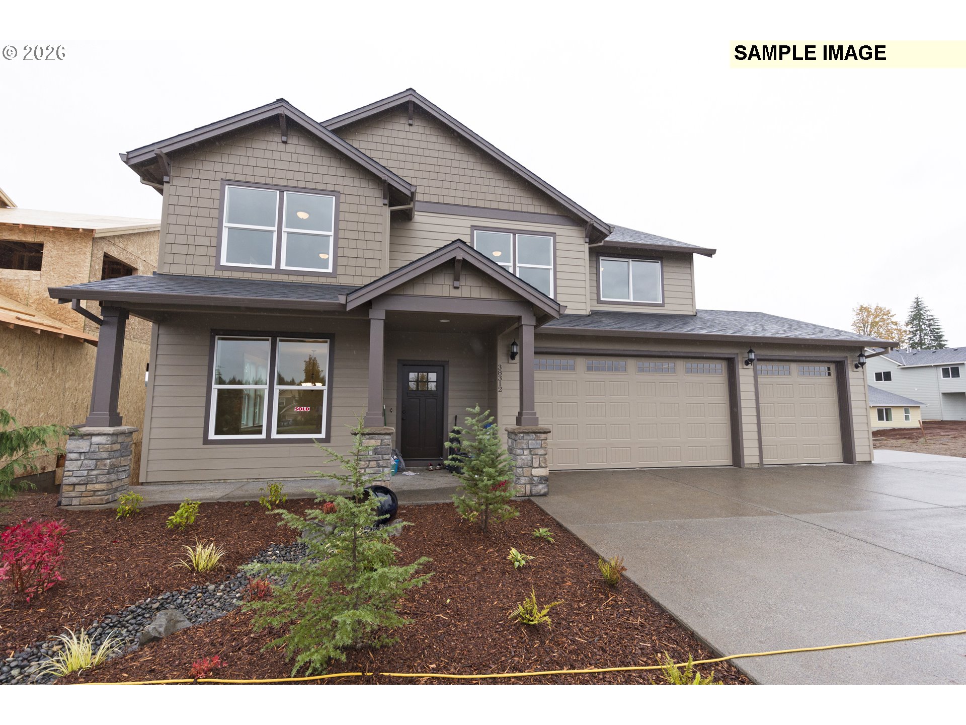 2135 OTTER LOOP, LaCenter, WA 98629