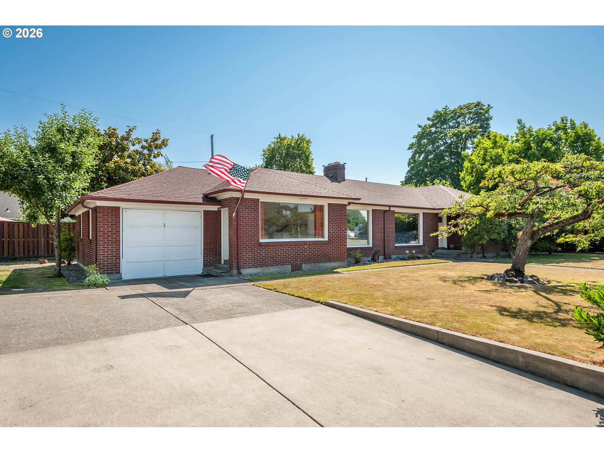2615 OCEAN BEACH HWY, Longview, WA 98632